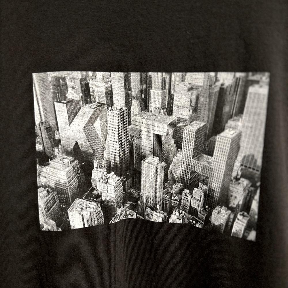 Kith Cityscape Graphic Tee - M